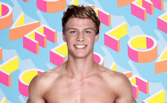 Love Island&rsquo;s Dani&euml;l en verleidster Dani&euml;lle bevestigen relatie tijdens hun vakantie in Mexico