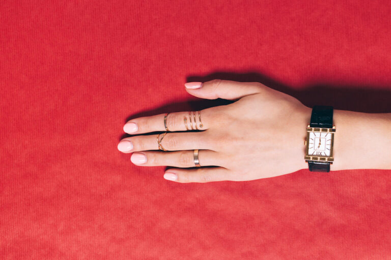 Lifehack: met deze trucjes meet jij je ringmaat thuis