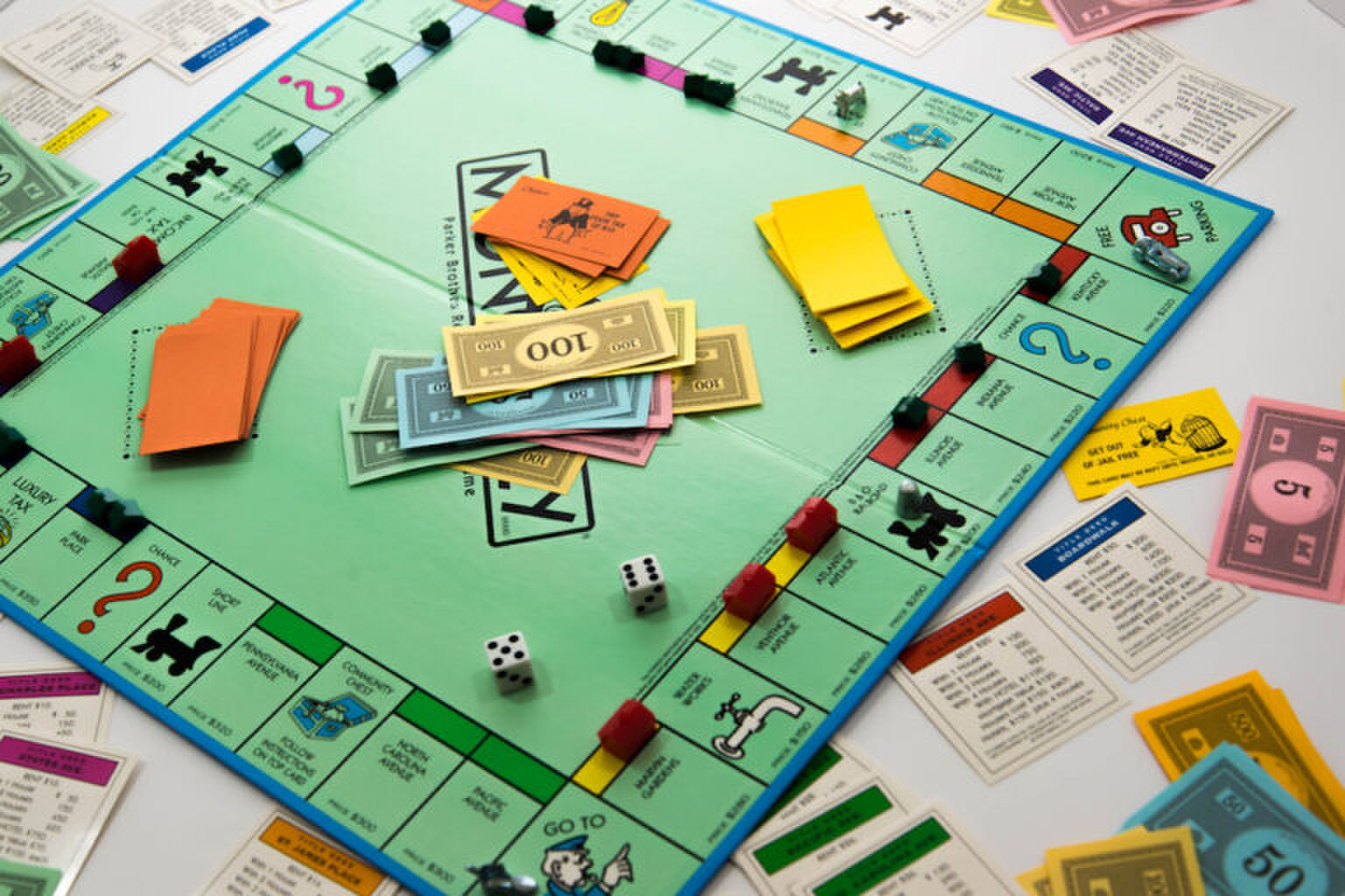 Monopoly-fans opgelet: je kan vanaf nu de langste Monopoly versie ever spelen
