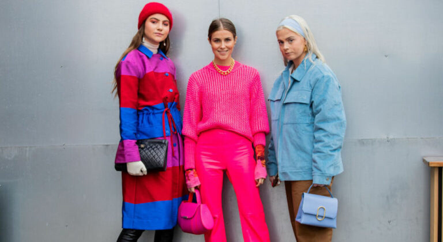 Fellere kleuren dragen maakt je gelukkiger