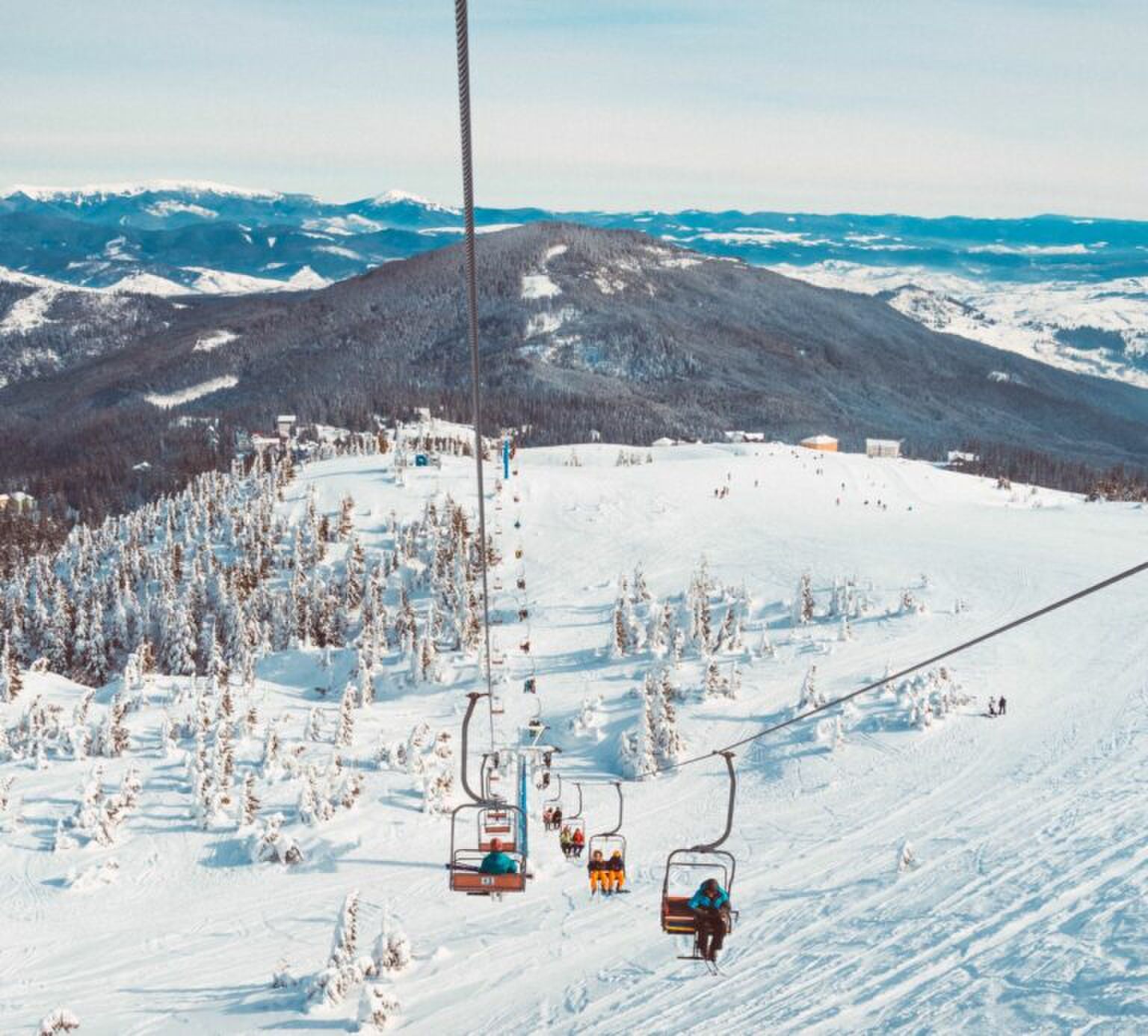 HEMA verkoopt nu retourtje naar de sneeuw voor een spotprijs