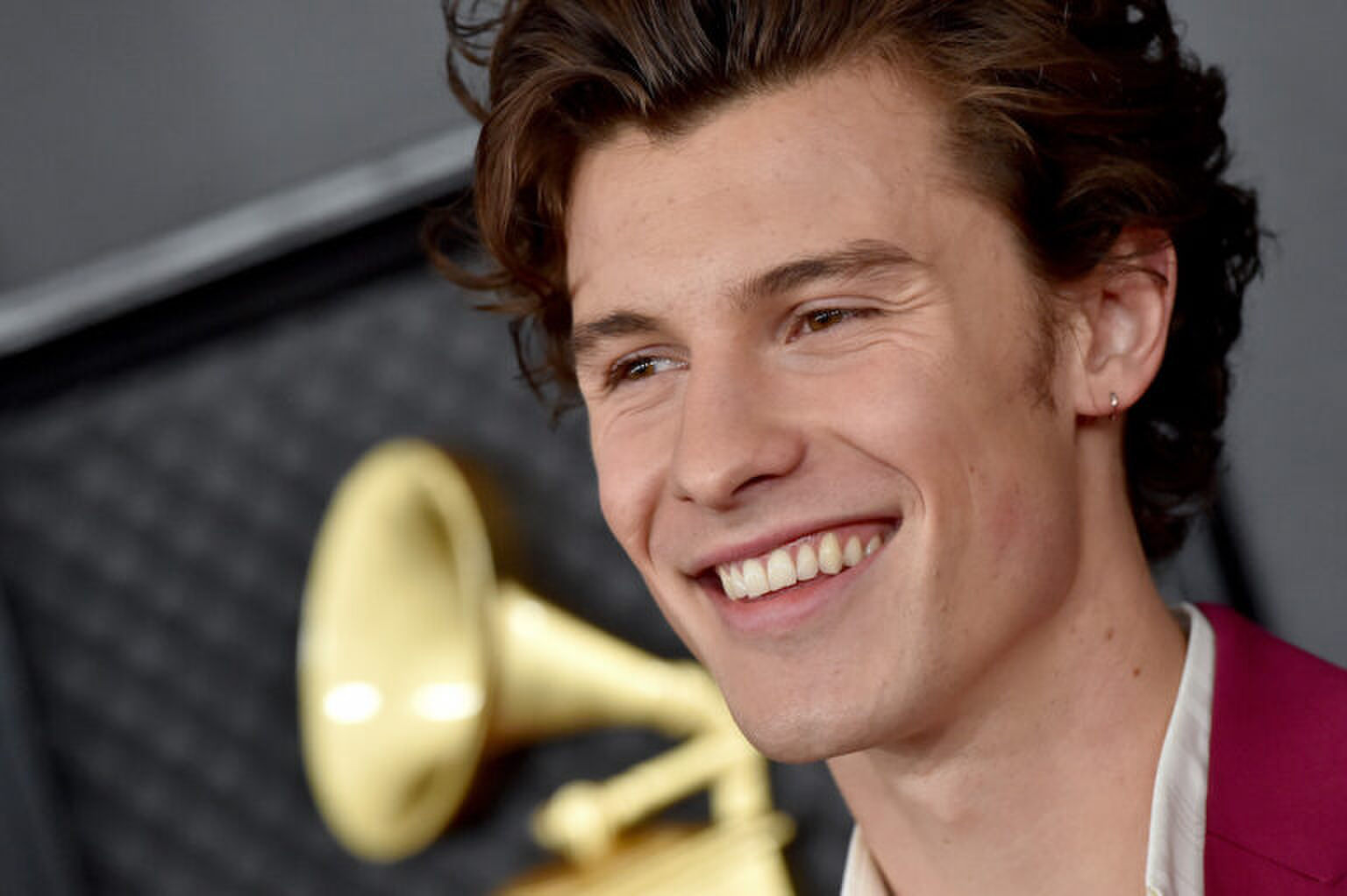 Er gaat een nepvideo uit Itali&euml; rond en celebs trappen er massaal in