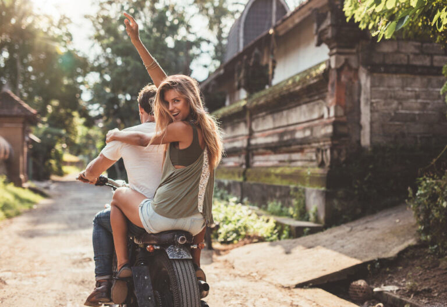 5 vakantiebestemmingen voor jou en je lover op basis van hoe lang jullie samen zijn