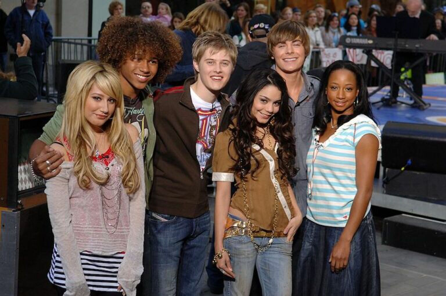 Yay! Er komt een High School Musical re&uuml;nie met Zac Efron