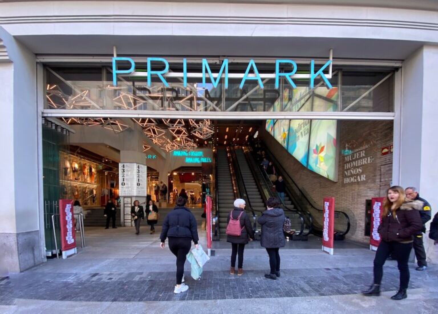 Dit shop je in april bij Primark #1