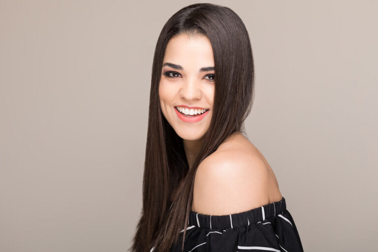 4 manieren om je haar te stijlen zonder hitte