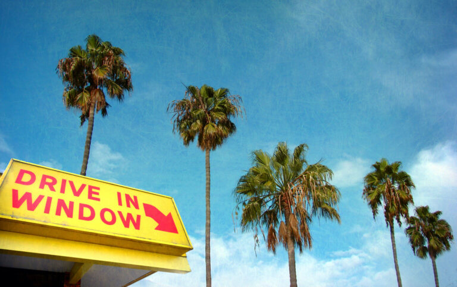 Dit zijn de drive thru restaurants waar jij nog heen moet deze maand