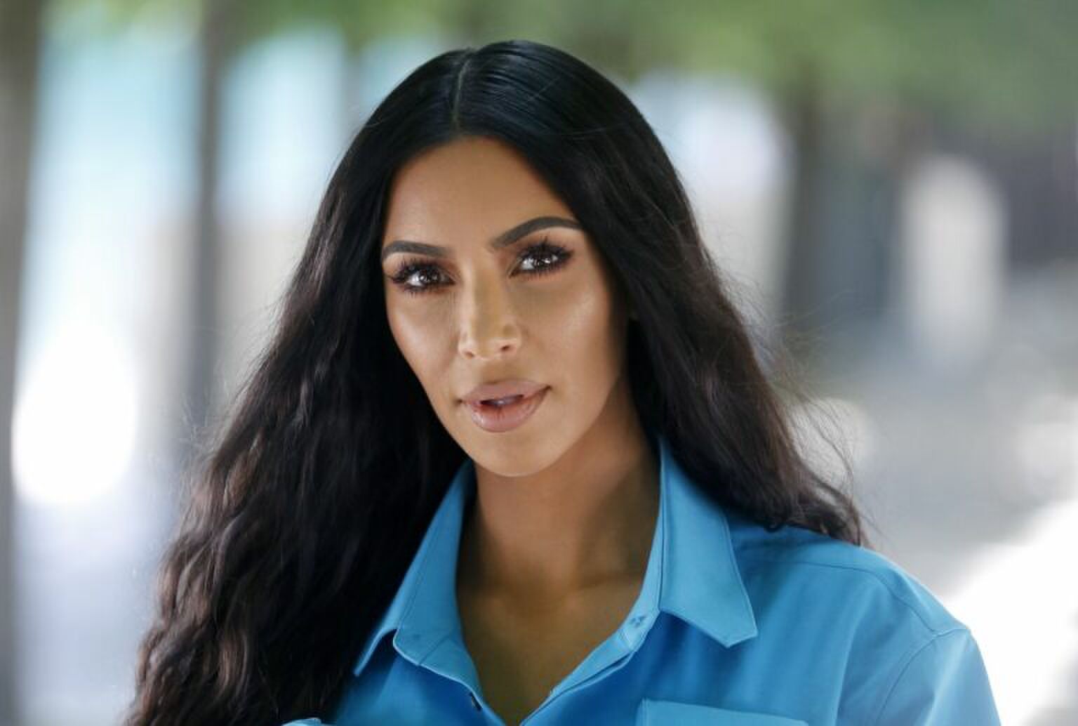 Dubbelganger alert: deze vrouwen zouden de tweelingzus van Kim Kardashian kunnen zijn