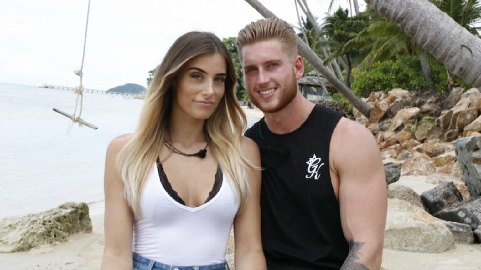 Temptation Island&rsquo;s Demi openhartig over neuscorrectie
