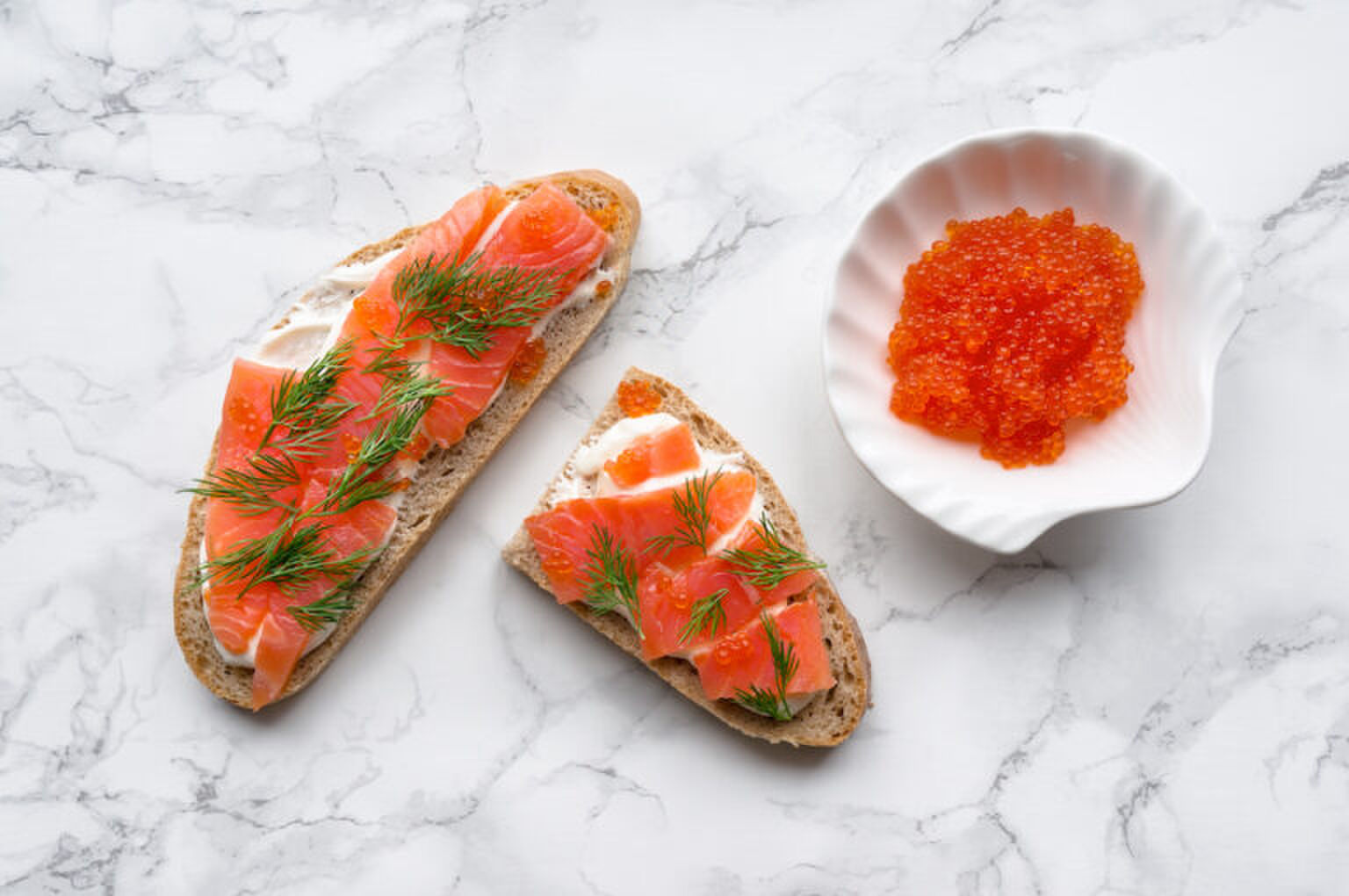 Dit zijn de lekkerste snacks met gerookte zalm