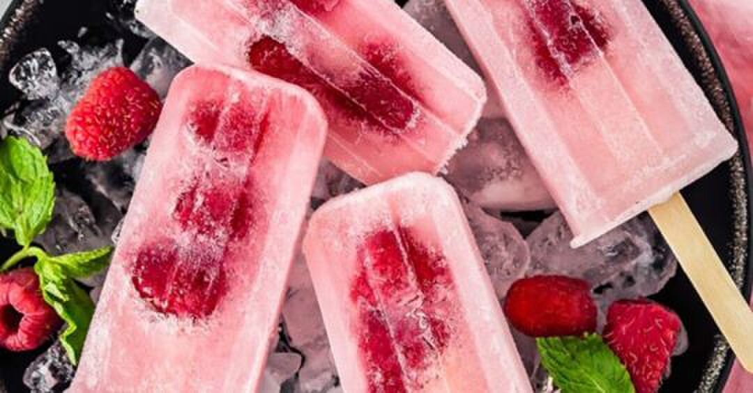 Zo maak je zelf ijsjes met alcohol