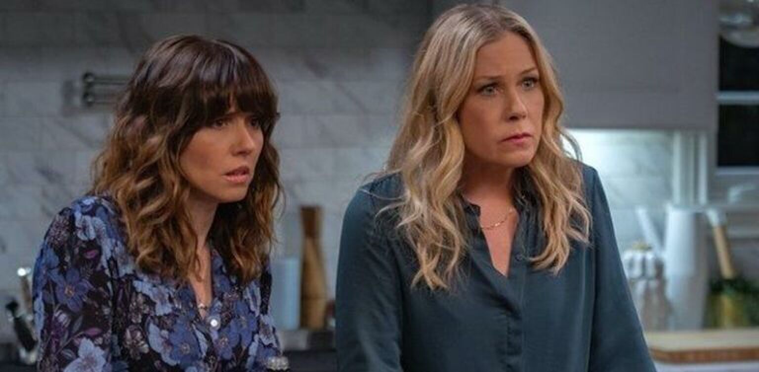 Netflix series: Dead To Me komt met derde seizoen