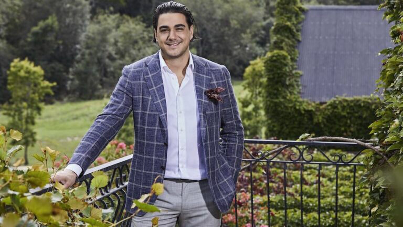 Bachelorette-Jethro heeft een nieuwe vriendin en dit is haar