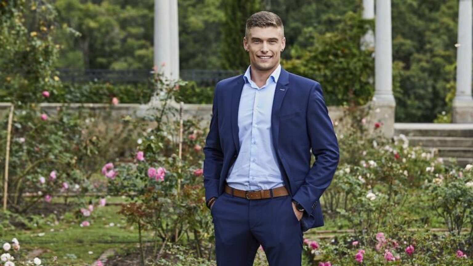 Bachelorette-Joey heeft een nieuwe vriendin en ze lijkt sprekend op Gaby