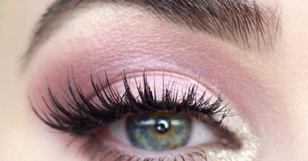 7 feitjes die jij vast nog niet wist over je wimpers
