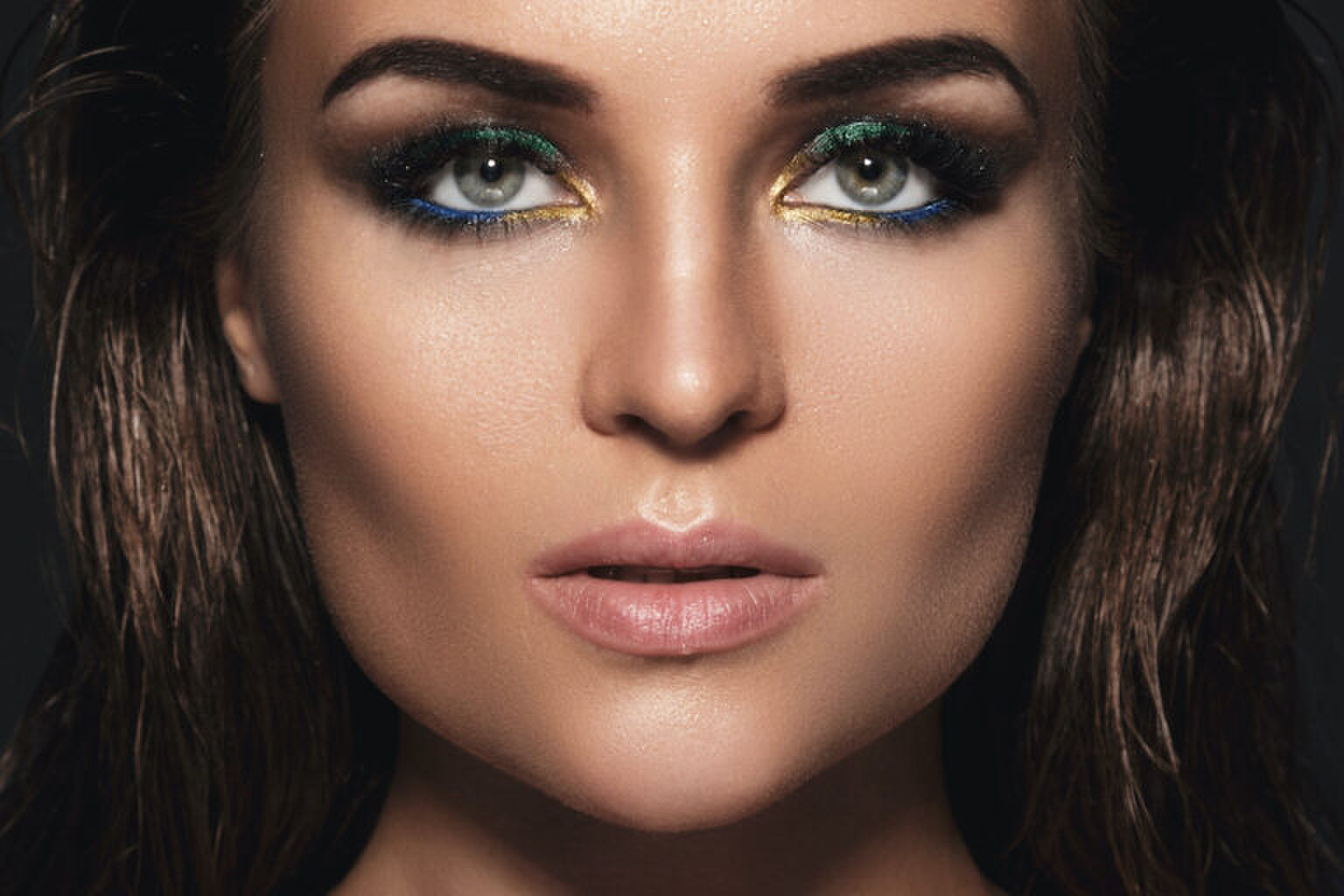 Smokey eyes maken? In deze 9 easy steps kan jij dat ook