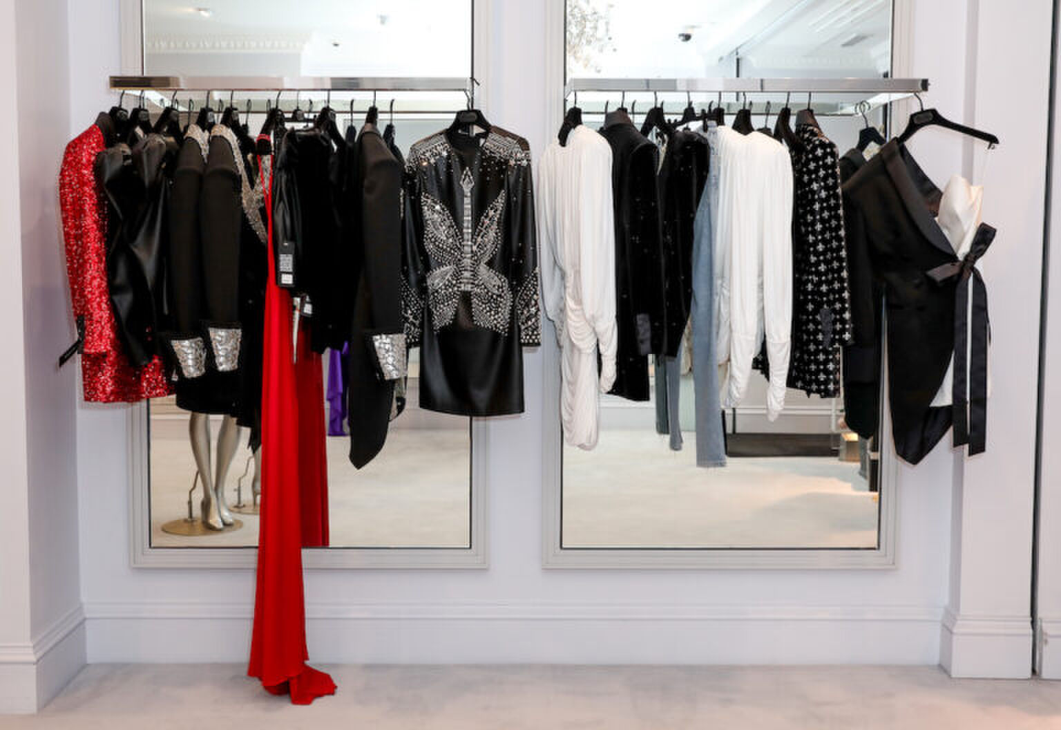 Met deze fashionable items straal jij deze kerst de kerstballen uit de kerstboom