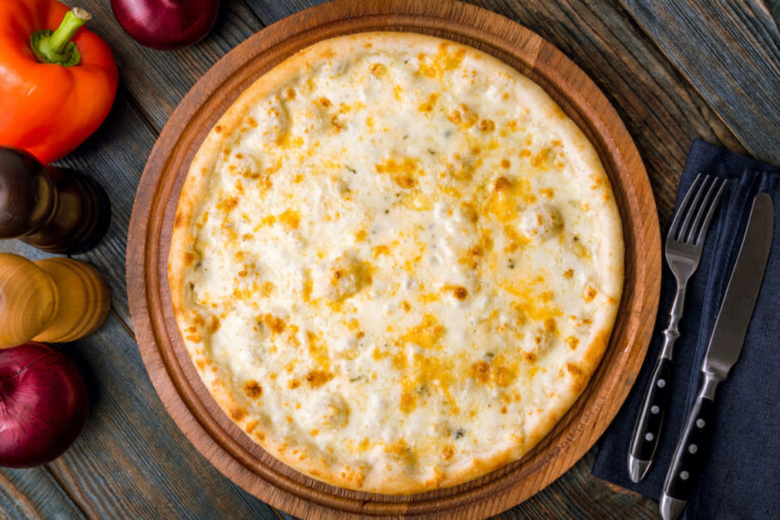 Deze pizza met 254(!) soorten kaas moet iedere kaas-liefhebber ooit proeven