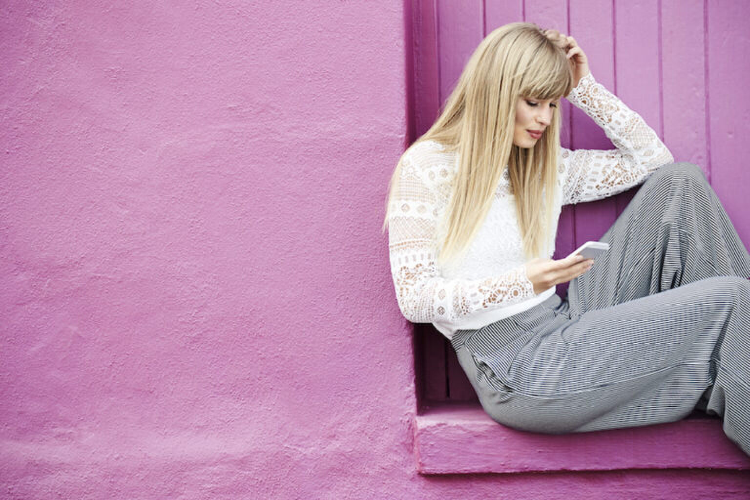 Dit zijn de 20 beste openingszinnen voor Tinder