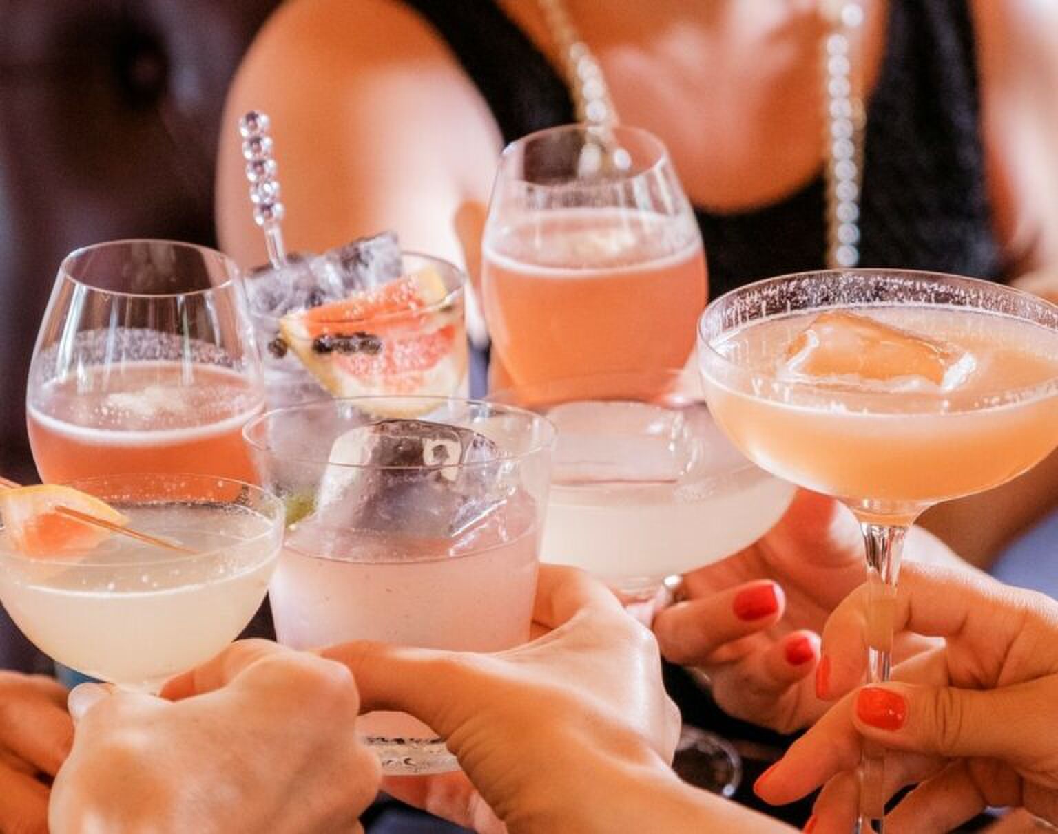 Cheers! Home-made cocktails maken, zo doe je dat