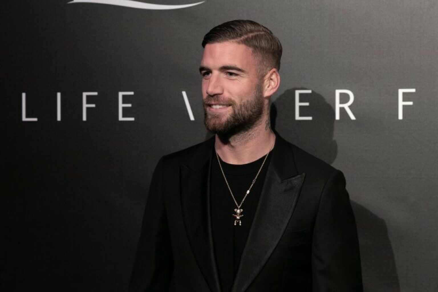 Rumour has it dat Lars Veldwijk een nieuwe vriendin heeft