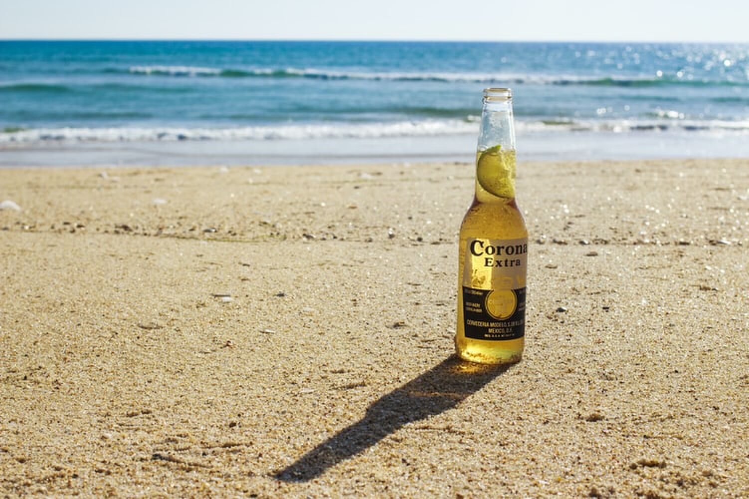 De Corona Sunrise is het drankje dat jij deze zomer wil drinken