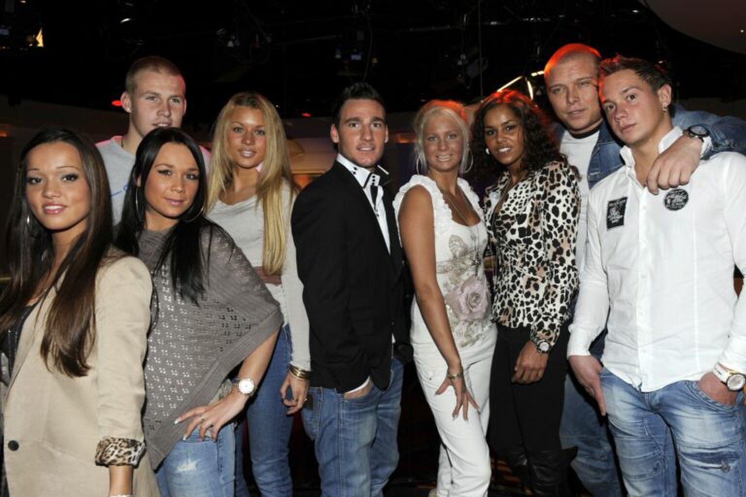 VIDEO: Oh Oh Cherso throwback: Barbie moet aan het werk bij Friet van Piet