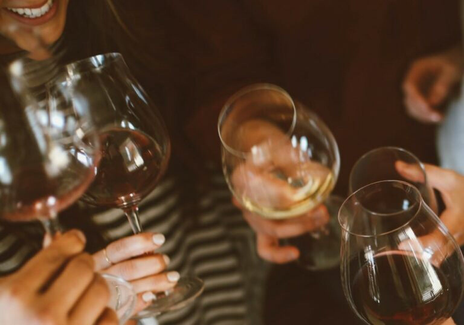 Kroegtijgers opgelet: je kunt nu een eigen opblaaskroeg in je tuin zetten