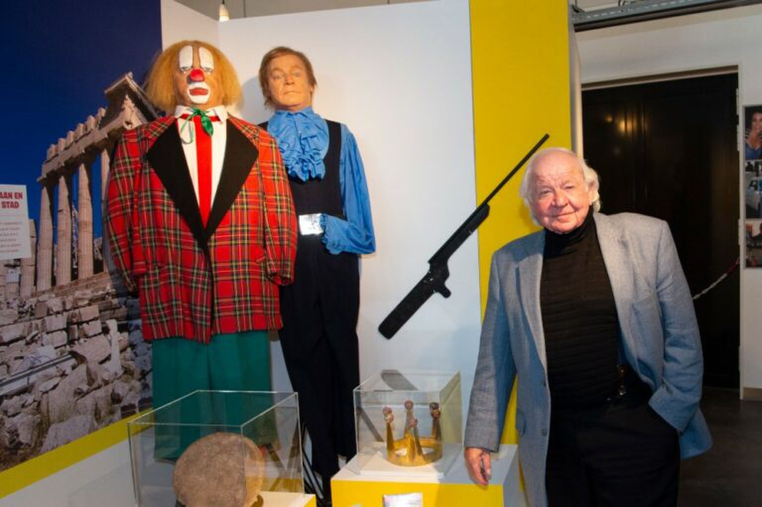 VIDEO: Amerikaan zingt Bassie en Adriaan-nummer