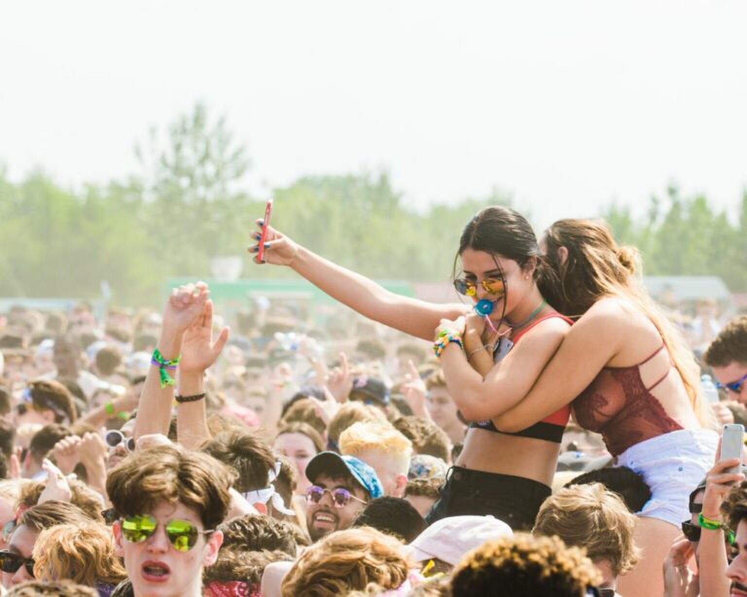 Party time: Belgi&euml; staat Tomorrowland en Pukkelpop weer toe