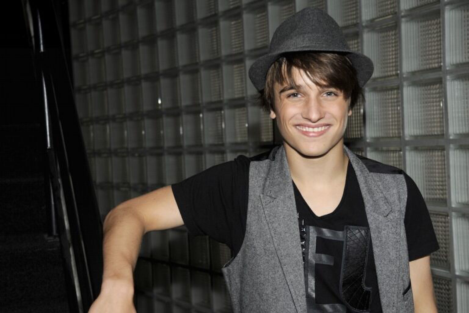 Click clack: dit is hoe Ralf Mackenbach er nu uitziet