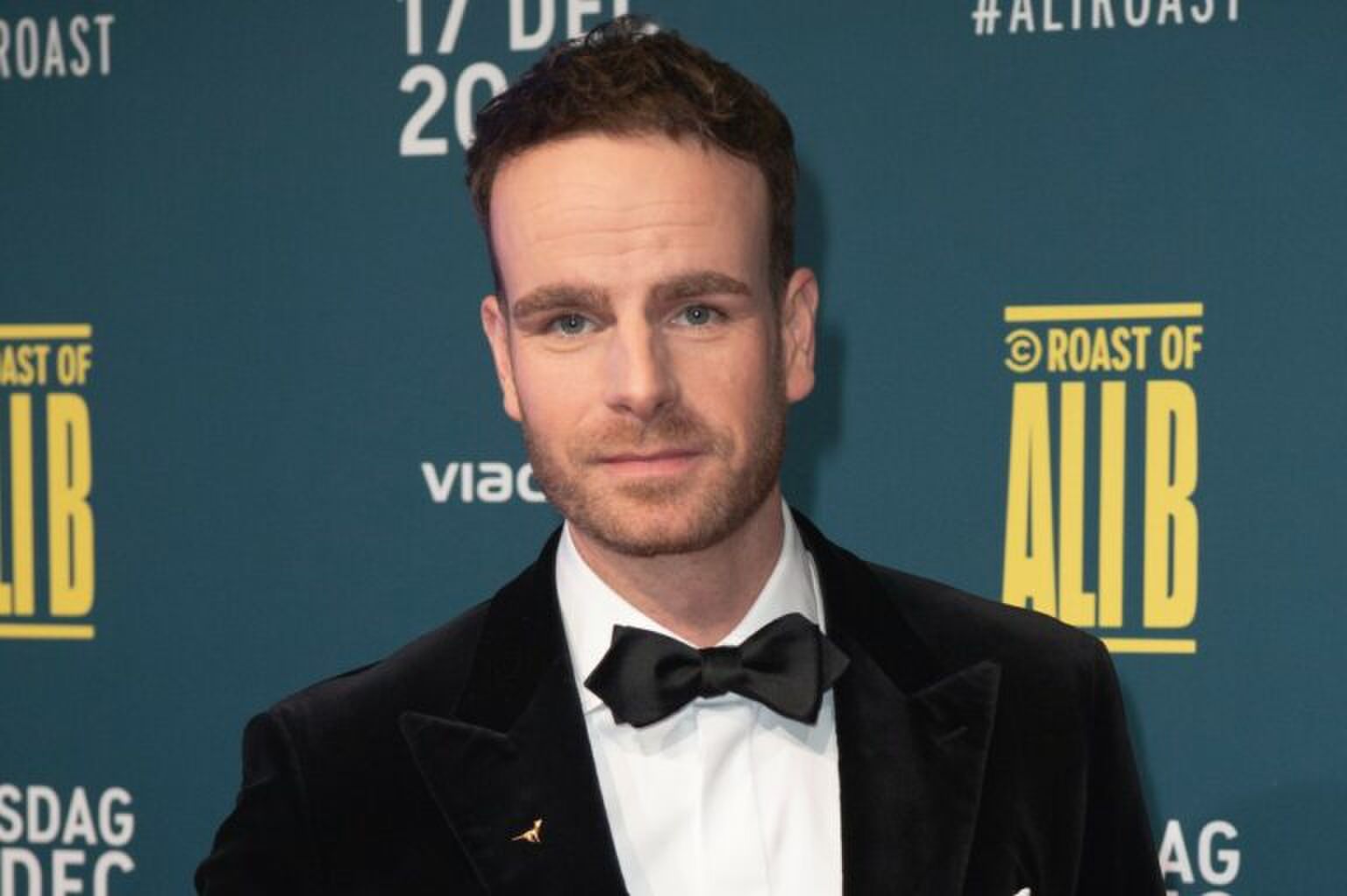 VIDEO: roast van Ali B door Henry&nbsp;van Loon