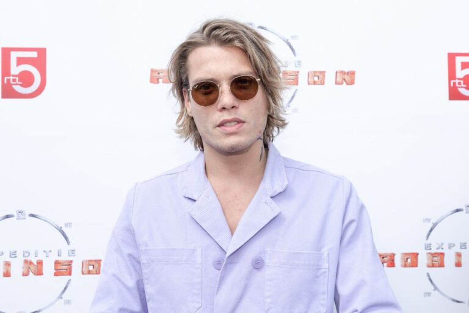 Hier vind je alle 10 deelnemers in De Bachelor met Tony Junior op Instagram