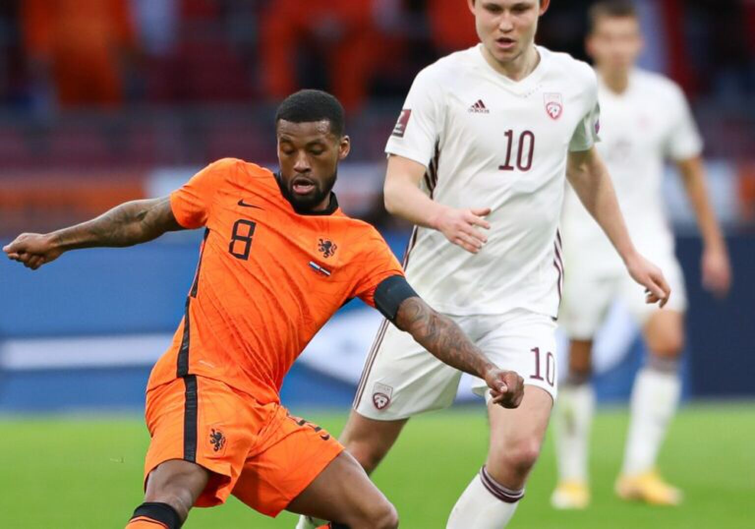 Dit zijn de knappe spelersvrouwen van het Nederlands elftal