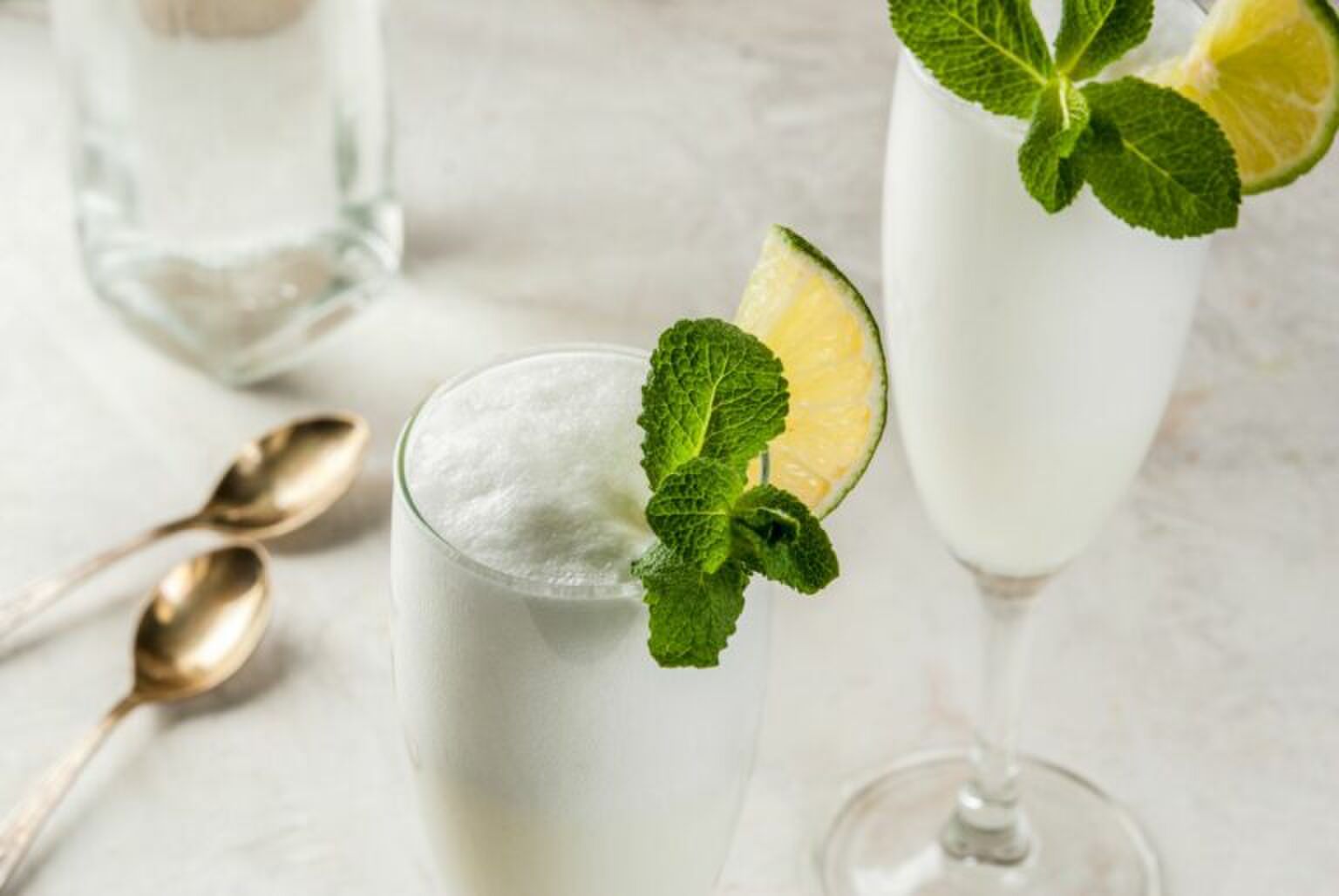 Whipped lemonade is h&eacute;t zomerse drankje wat je wil proberen en zo maak je het