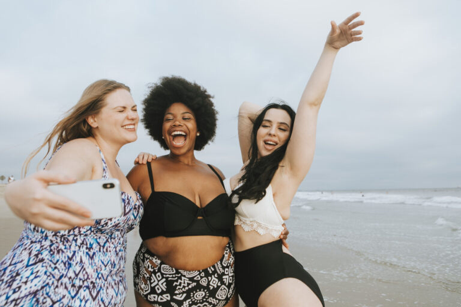 Hot girl summer: dit zijn de 5 beste bikinihacks van TikTok (en je wilt ze sowieso proberen)