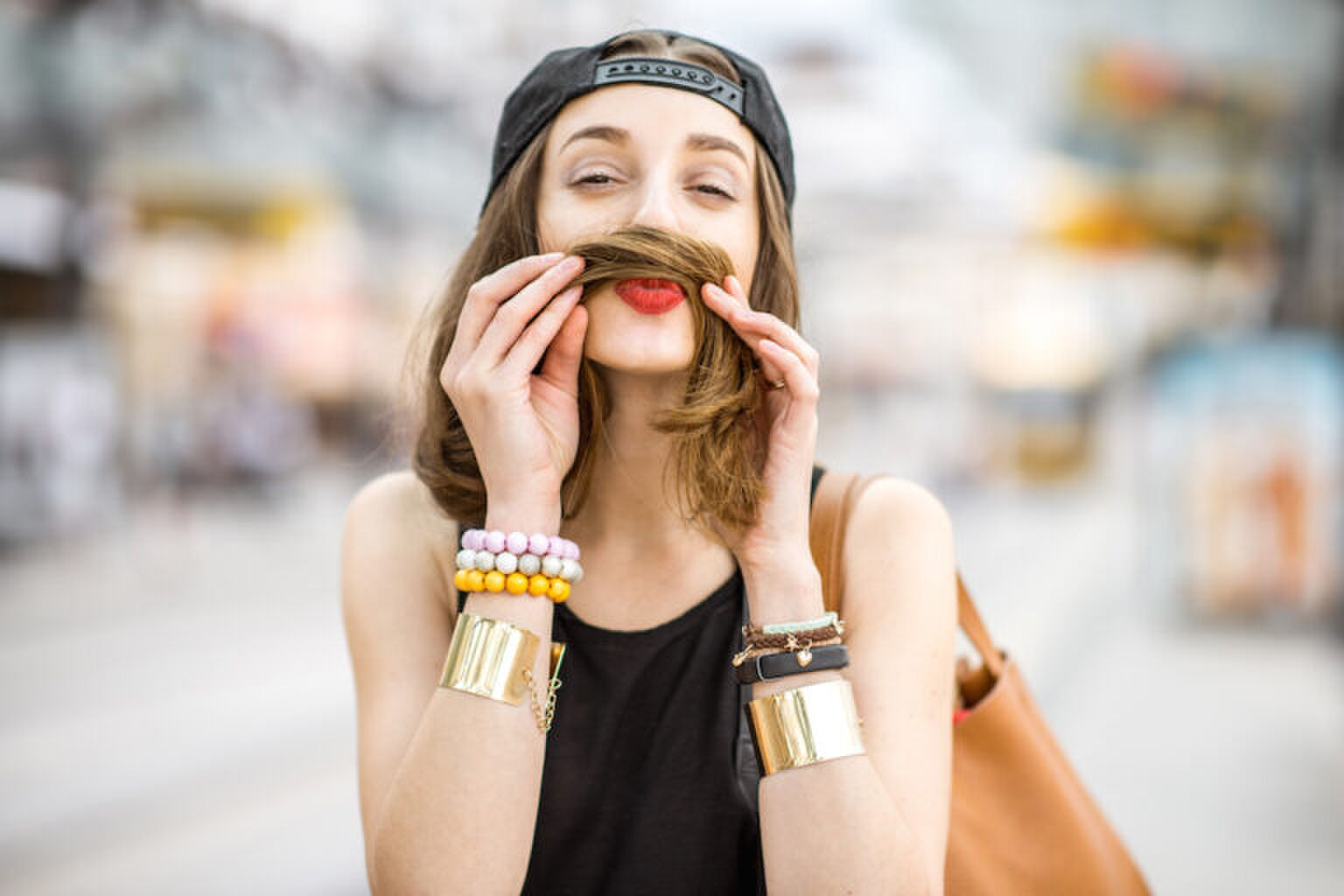 8 herkenbare gedachten voor meiden die hun haar niet vaak willen wassen