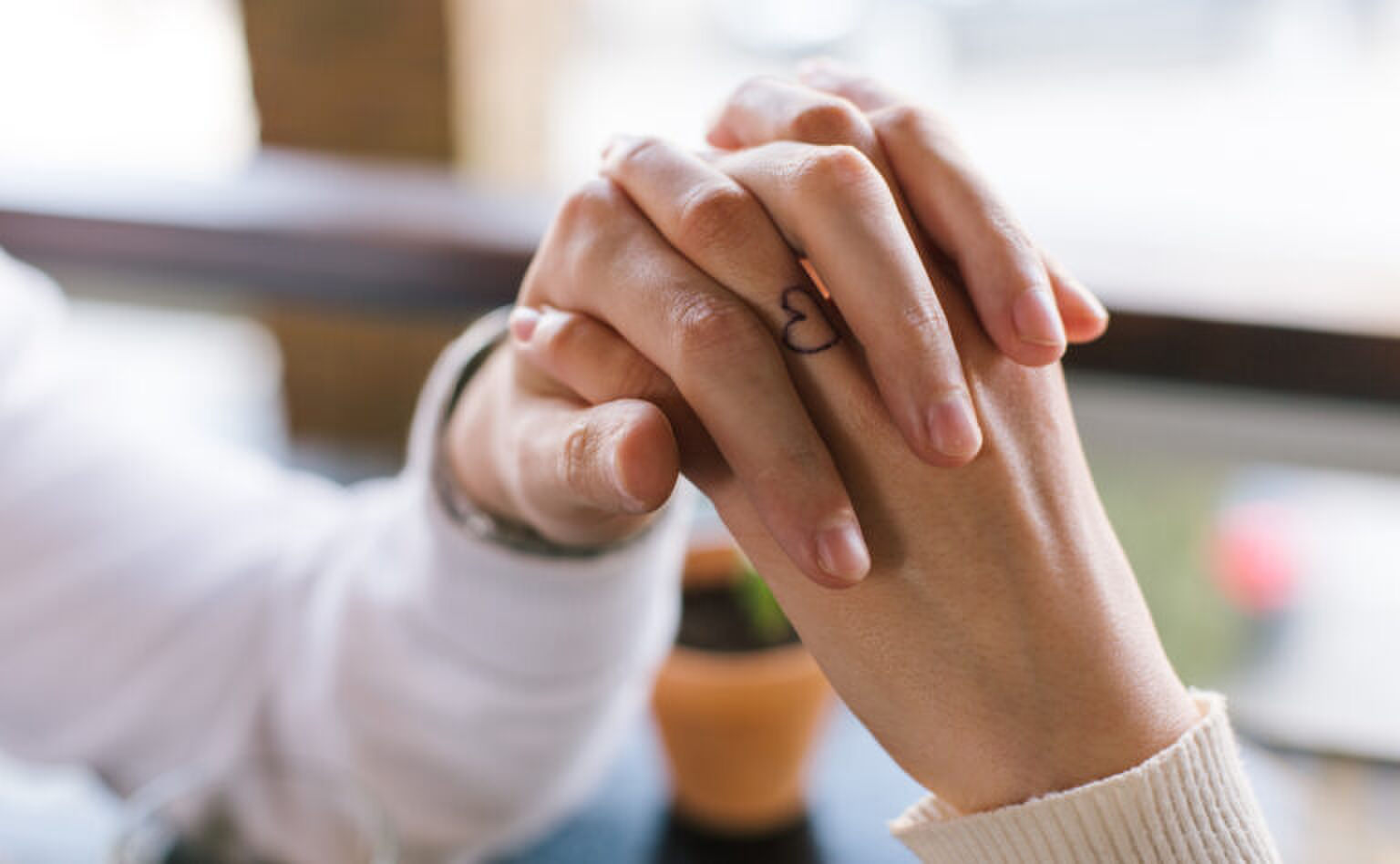 Tattoo friendship: dit zijn de 11 mooiste tattoos om samen met je bestie te zetten