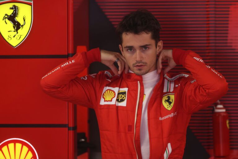 Dit is alles wat we weten over de vriendin van Formule-1 coureur Charles Leclerc