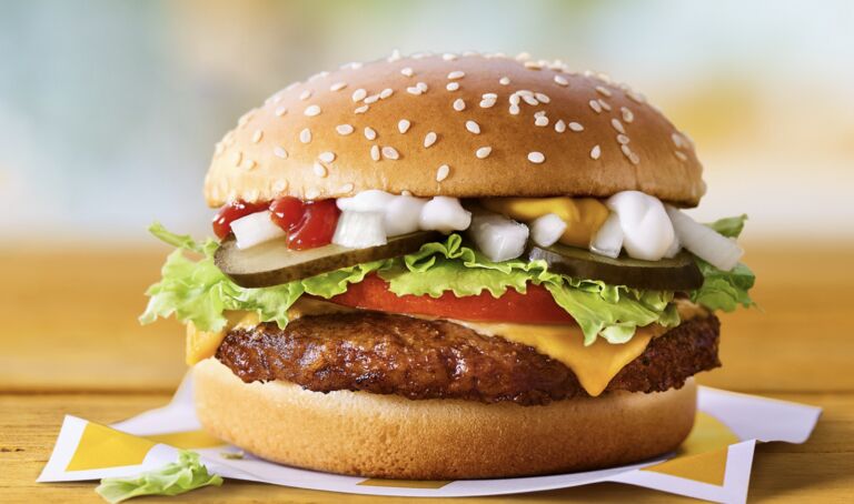 McDonald&rsquo;s komt met de allereerste plantaardige burger