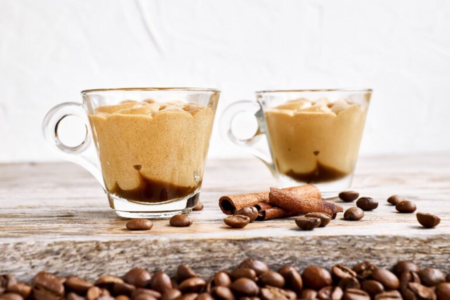 Als dessert of als morning coffee: recept voor supersnelle en makkelijke koffiemousse