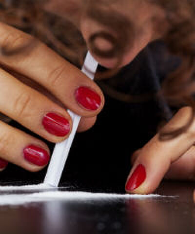 Sabine (18) was verslaafd aan speed: &ldquo;door de drugs verdween mijn onzekerheid als sneeuw voor de zon&rdquo;