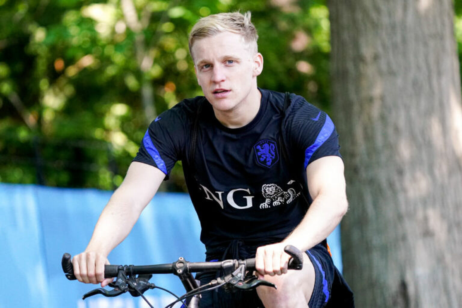 Dit is alles wat we weten over de vriendin van Donny van de Beek