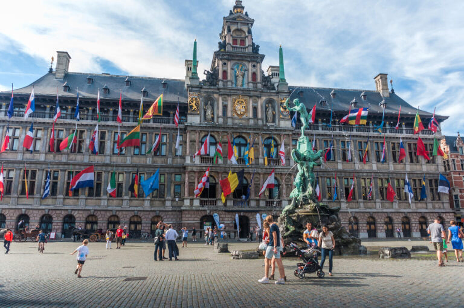 Deze restaurants moet je echt bezoeken tijdens een tripje Antwerpen