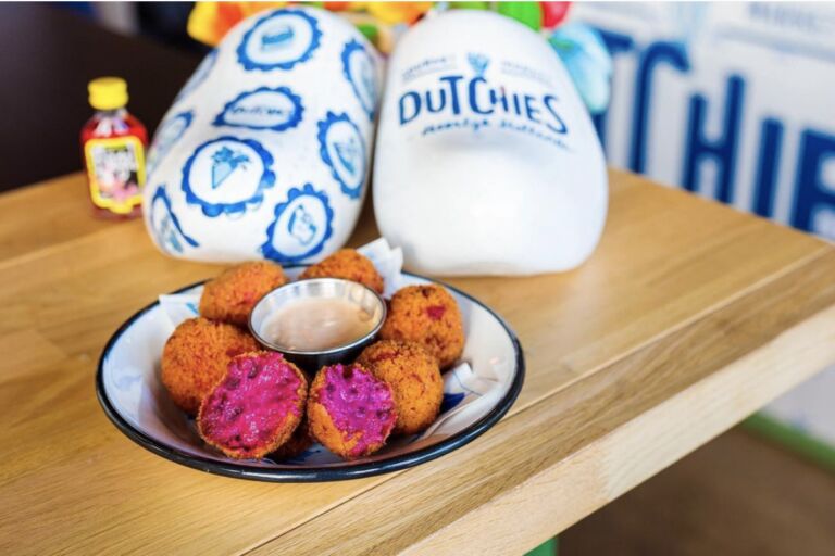 D&eacute; nieuwkomer in jouw bittergarnituur: De Fl&uuml;gelbitterbal