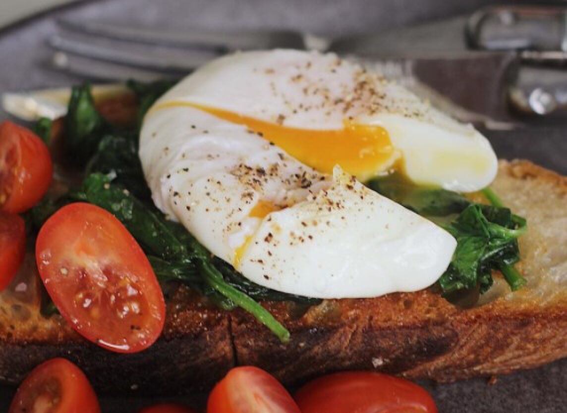 Aha! Zo moet je dus een eitje pocheren