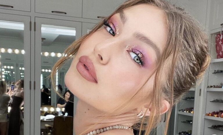 Wow! De make-up artist van Gigi Hadid deelt d&eacute; hack voor vollere lippen