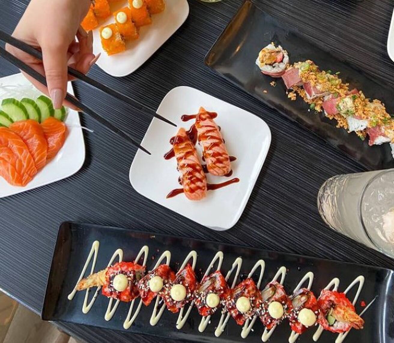 Wat? Blijkbaar eten we sushi al ons hele leven op de verkeerde manier