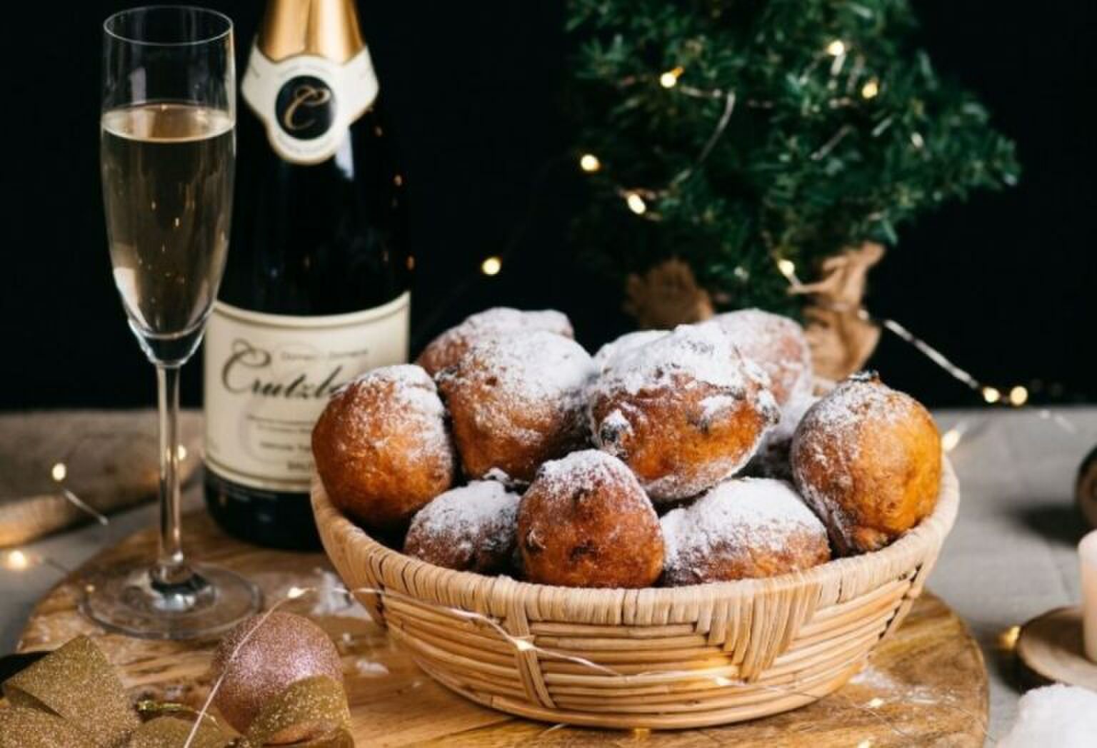 OMG, yes: deze chocolate chip oliebollen met salted caramel zijn perfect voor NYE