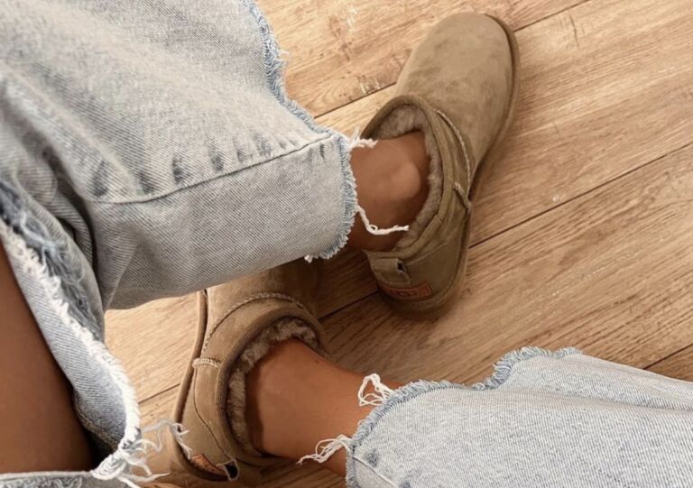 Aha: met deze hack maak je (van je oude paar) z&eacute;lf die UGGS die iedereen heeft